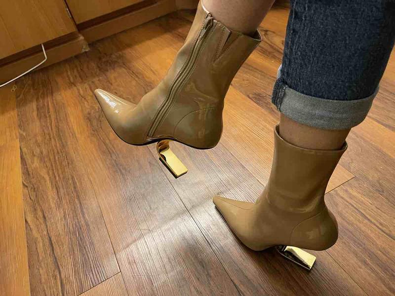 Review Thumbnail Image 0 218670267