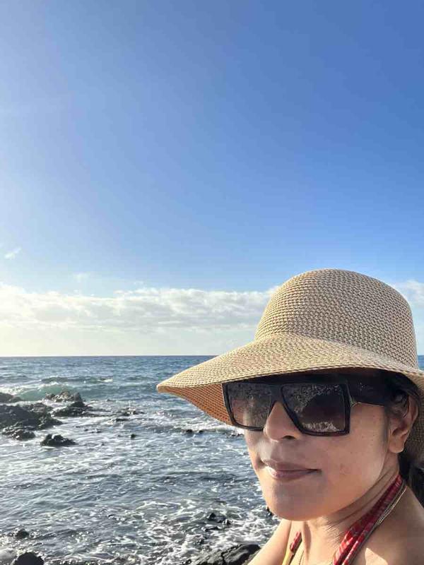 Customer photo for "10 out of 10 Spring and Summer Hat"