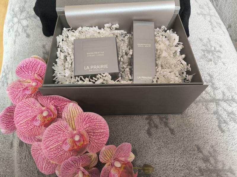 La Prairie Swiss Pristine Repairing Indulgence Set $646 Value