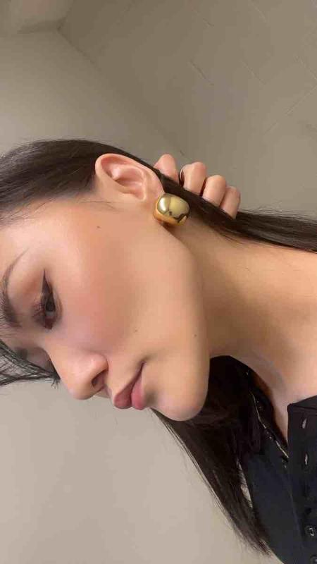 Review Thumbnail Image 0 243688384