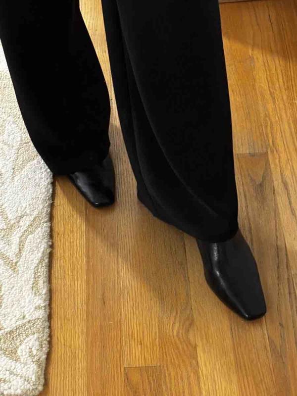 Customer photo for "Low-Heeled Stunner"