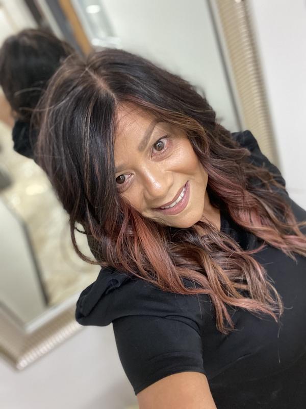 Customer photo for "Artistic master stylist"