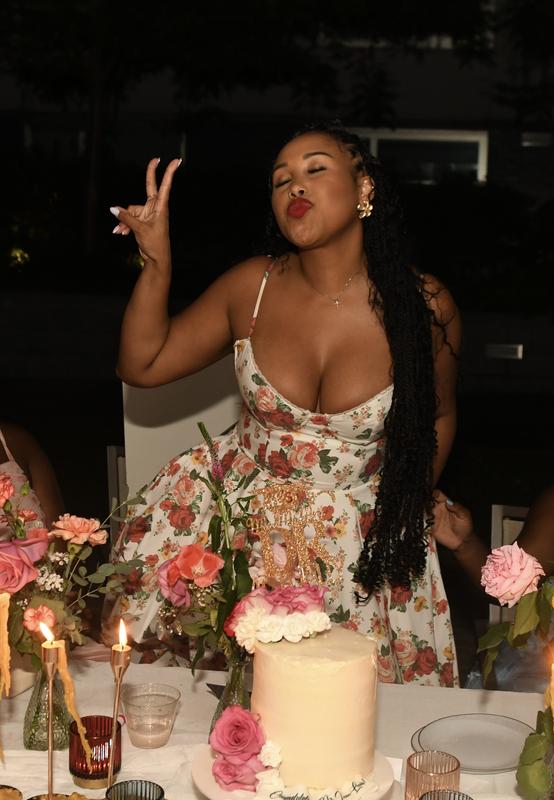 Review Thumbnail Image 3 235438023