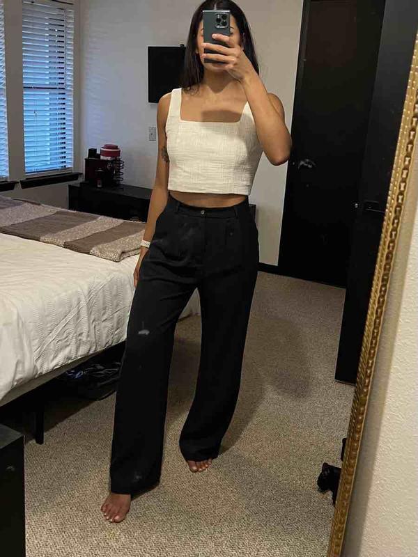 Customer photo for "BEST PANTS - TALL GIRL APPROVED"