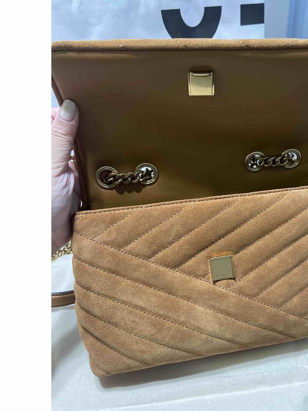 Review Thumbnail Image 2 228658330