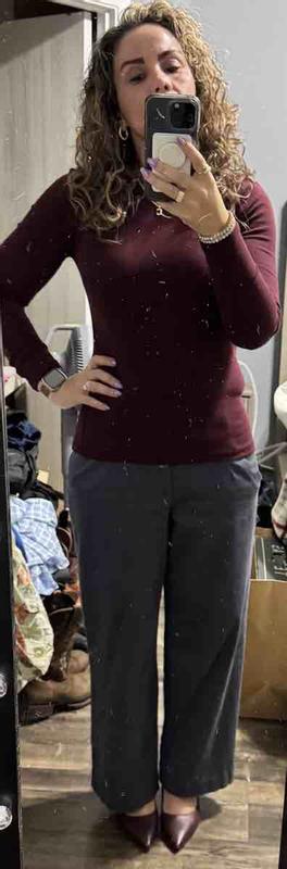 Customer photo for "Beautiful Trousers, but Pay Attention to Sizing"