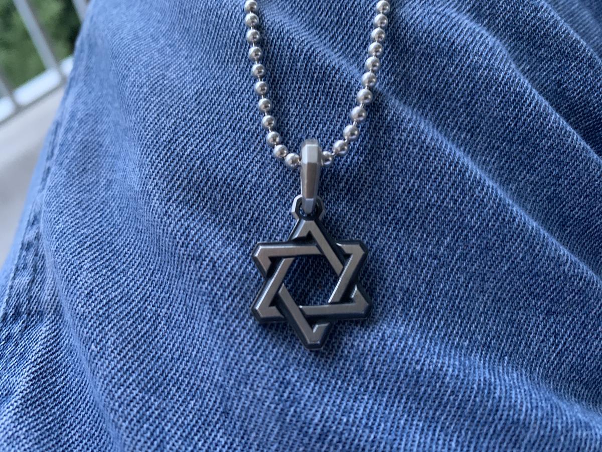 Review Thumbnail Image 0 208526137