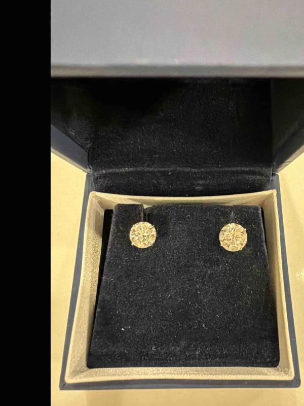 Review Thumbnail Image 0 247924009