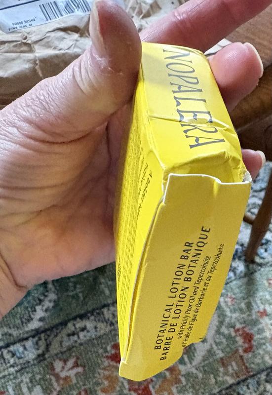 Customer photo for "5 stars Nopela, 1 star Nordstrom shipping"