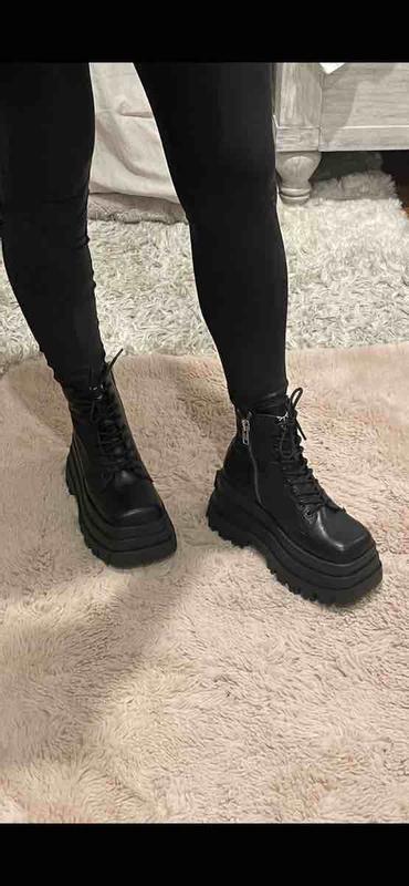 Review Thumbnail Image 0 229796885