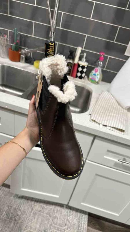 Customer photo for "Brown is beautiful! But some flaws"