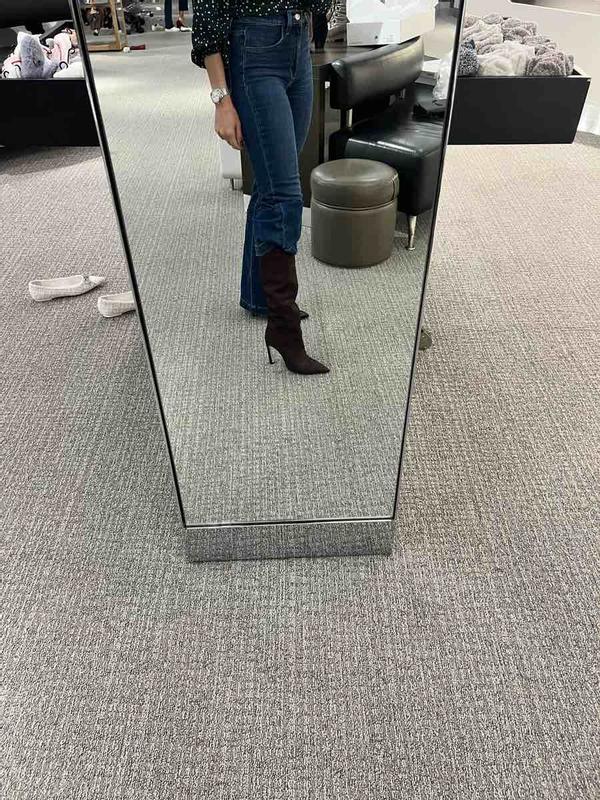 Review Thumbnail Image 0 229575137