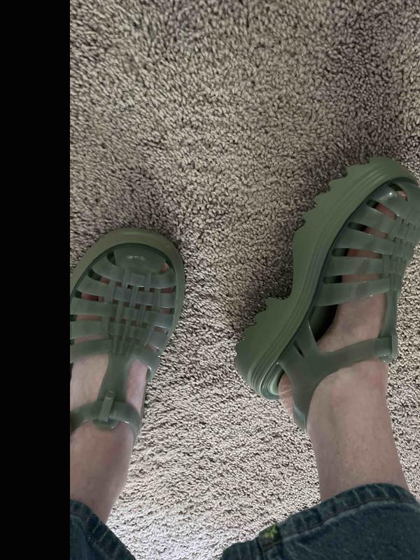 Review Thumbnail Image 1 250560621