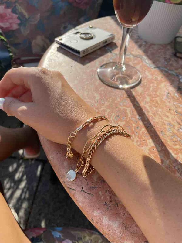 Review Thumbnail Image 0 226588981