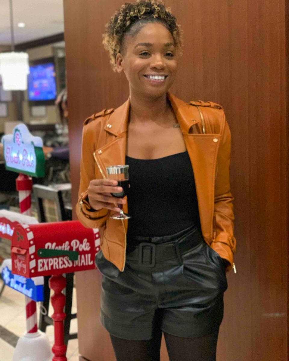 Review Thumbnail Image 0 192854282