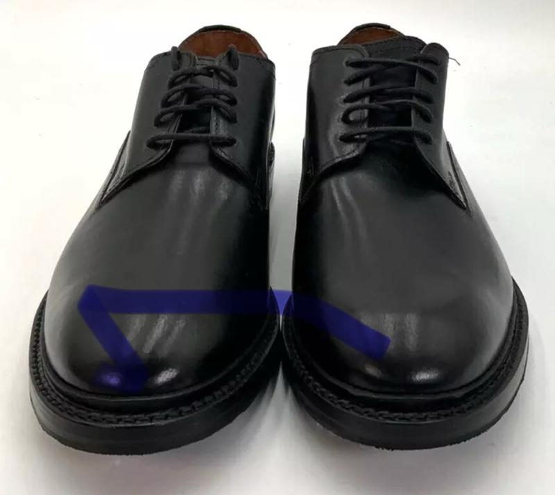 Customer photo for "Amazing shoes for the price!"