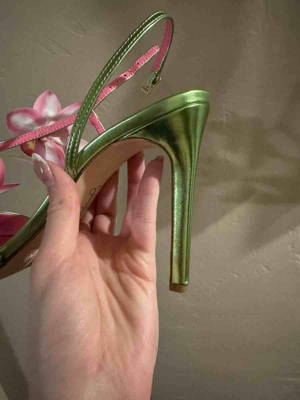 Review Thumbnail Image 5 249531728