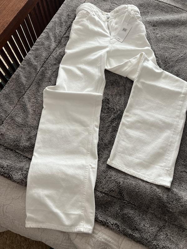 Review Thumbnail Image 0 240385337