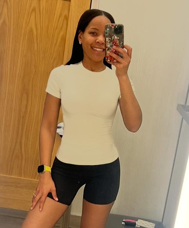 Customer photo for "Lovely stretchy basic"