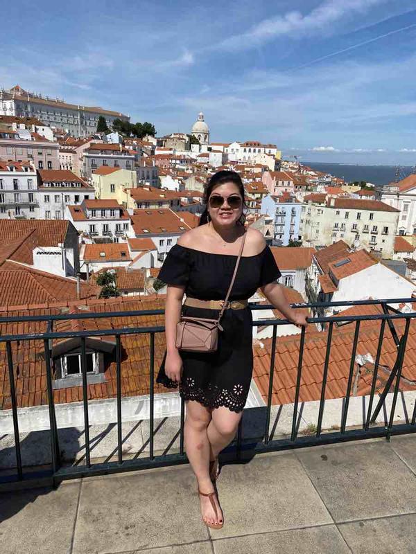 Review Thumbnail Image 1 217428350