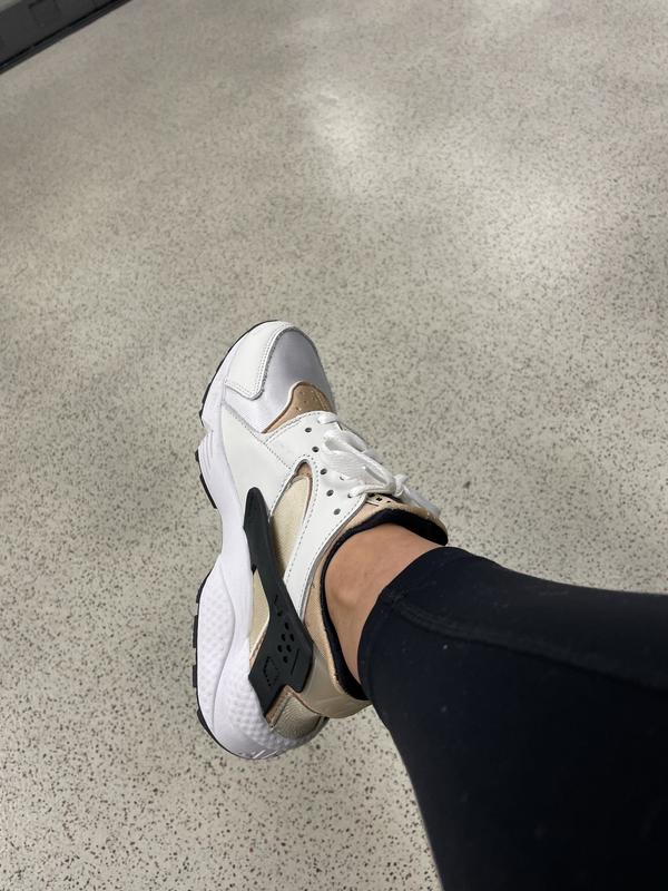 Review Thumbnail Image 0 225333511