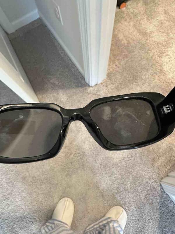 Review Thumbnail Image 0 230246400