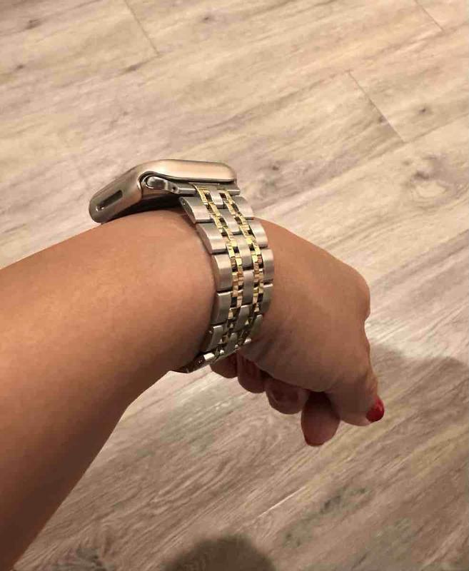Customer photo for "Great looking band"