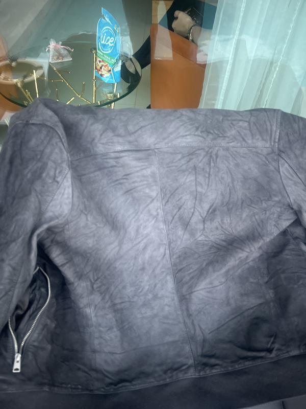 Review Thumbnail Image 0 232775379