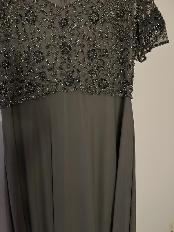 Customer photo for "mocha color is grey"