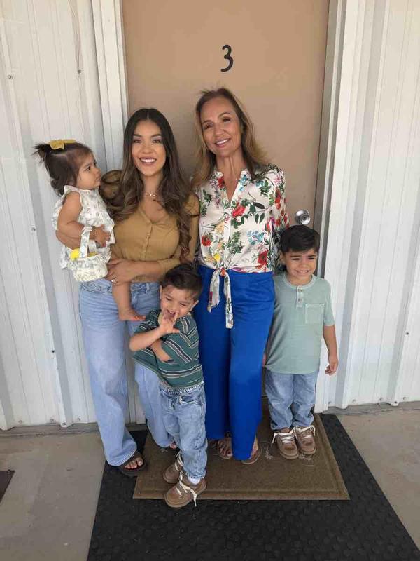 Review Thumbnail Image 0 249320407