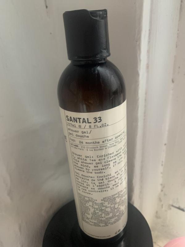 Customer photo for "! It’s not a gel shower is everything"