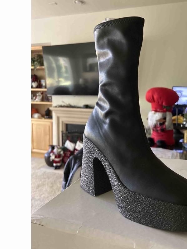 Review Thumbnail Image 0 230258426