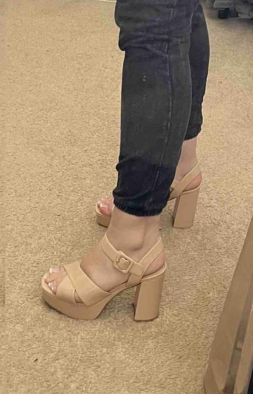 Review Thumbnail Image 0 215819900