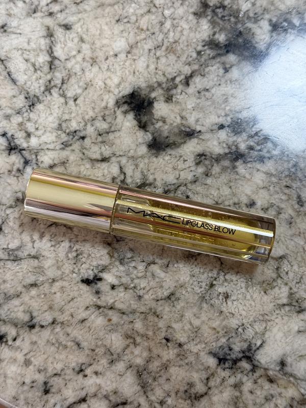 Customer photo for "Unique smell and smooth texture!"