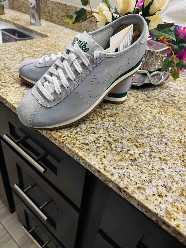 Review Thumbnail Image 0 246374285