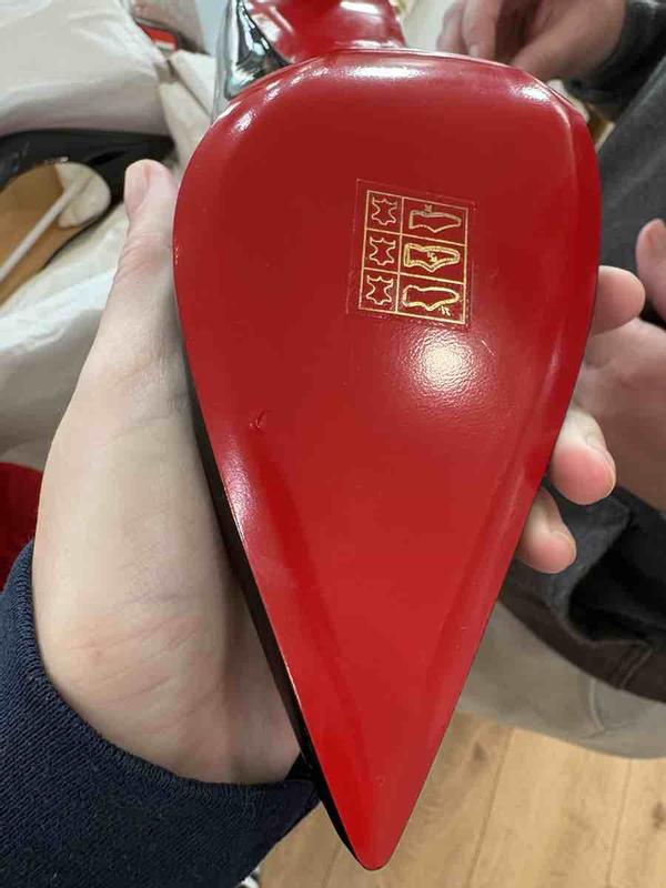 Customer photo for "Unacceptable."
