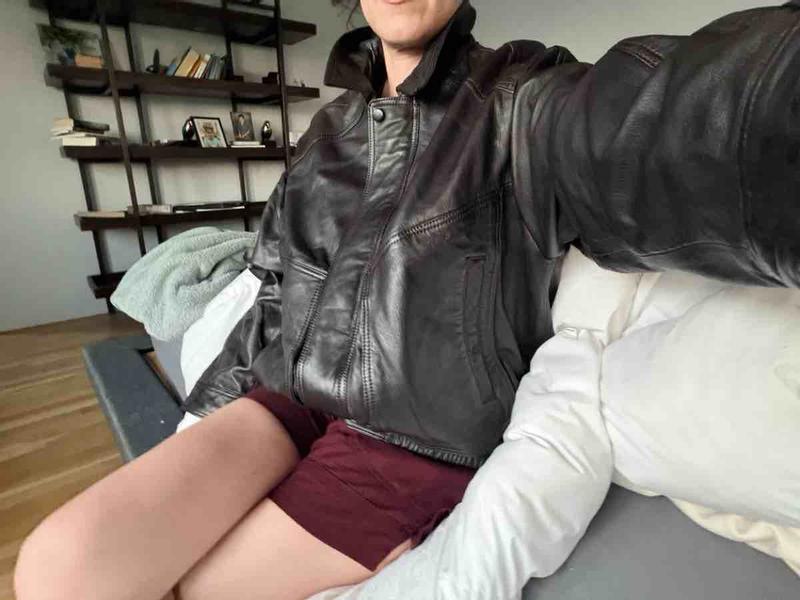 Review Thumbnail Image 0 247902664