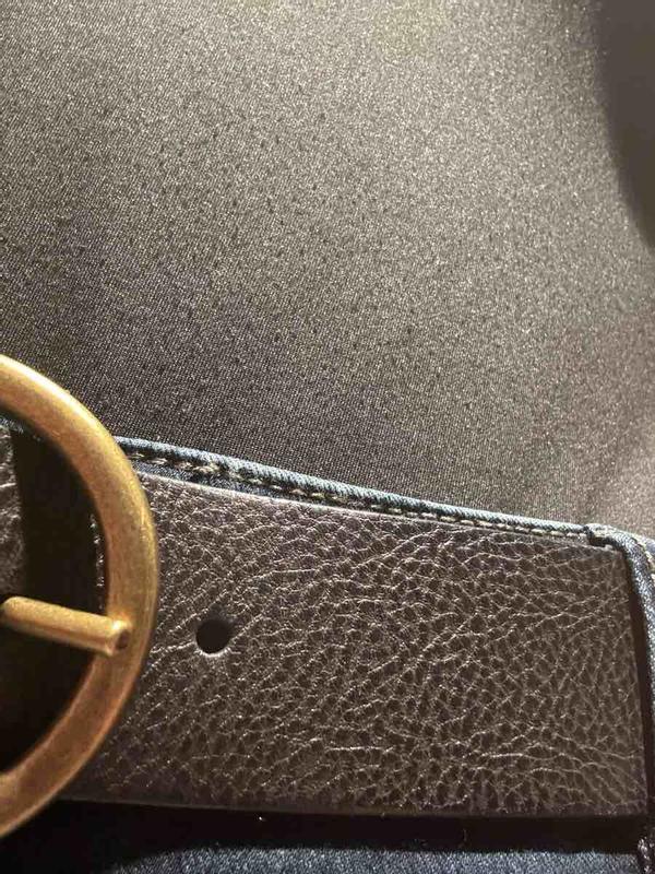 Customer photo for "inaccurate description of colour"