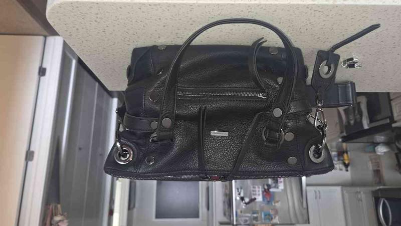 Review Thumbnail Image 0 249187913