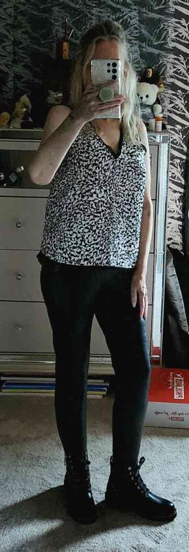 Review Thumbnail Image 0 227124468