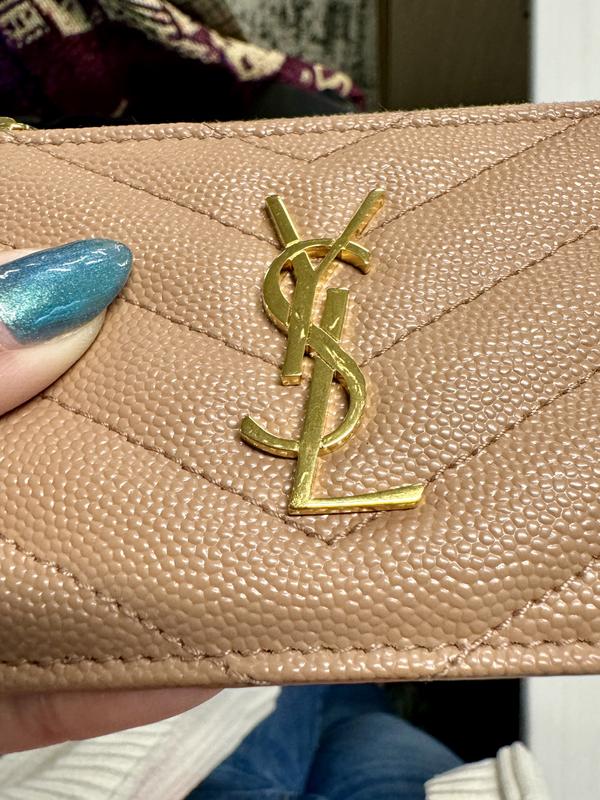 Customer photo for "Scratched and in wrong item box"