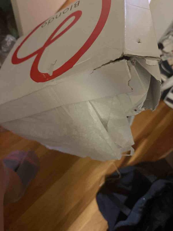 Customer photo for "Damaged on Arrival"