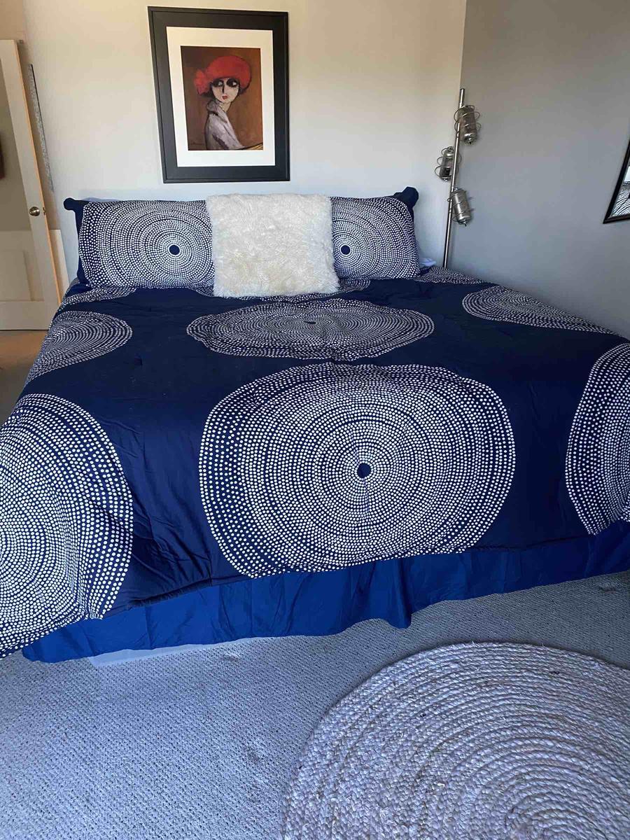 Review Thumbnail Image 0 206908963