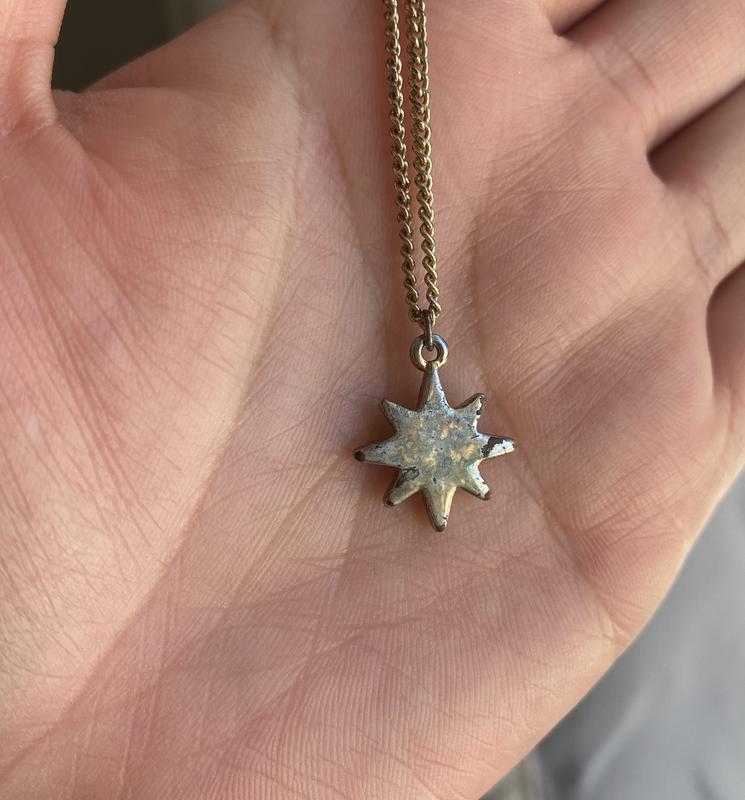 Customer photo for "beautiful but not well made"