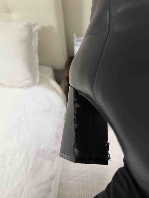Customer photo for "Cheaply made"