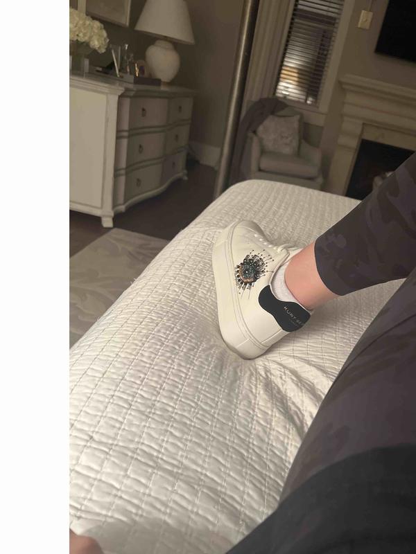 Review Thumbnail Image 0 223739281