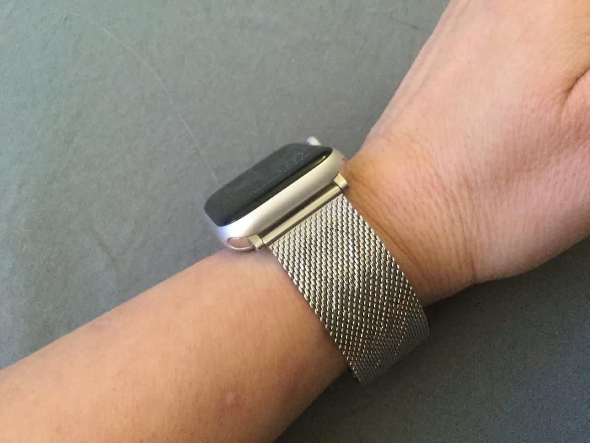 Customer photo for "Best Series 5 Apple Watch Band I have found Yet!"