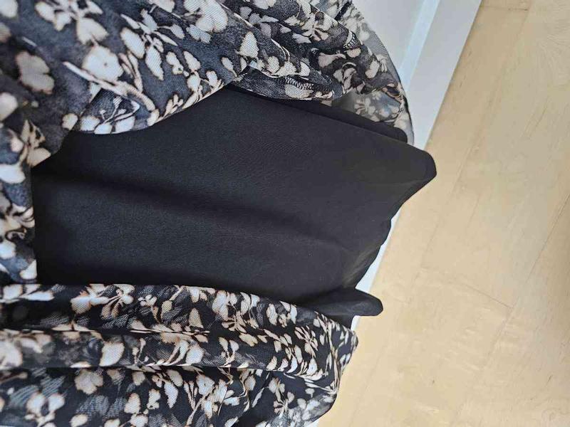 Review Thumbnail Image 2 245637613