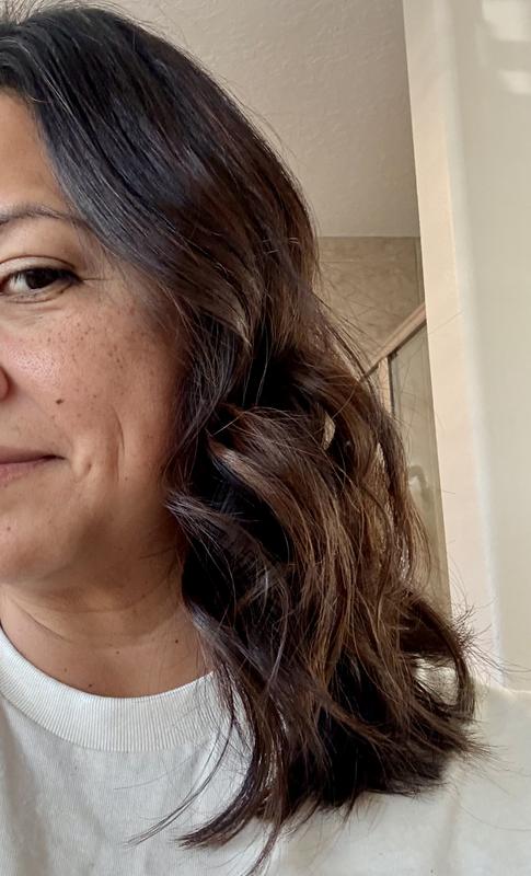 Customer photo for "The curling iron that you need!"