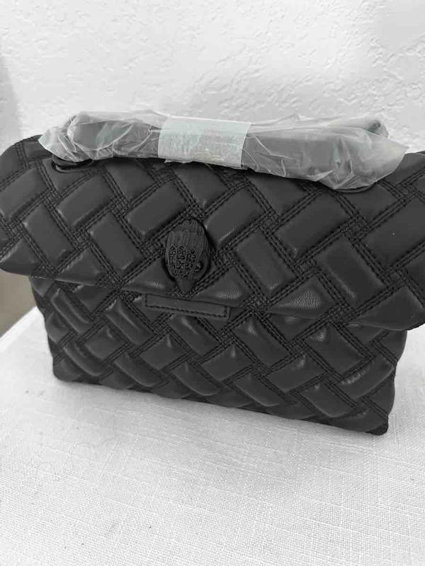 beautiful but smells absolutely awful